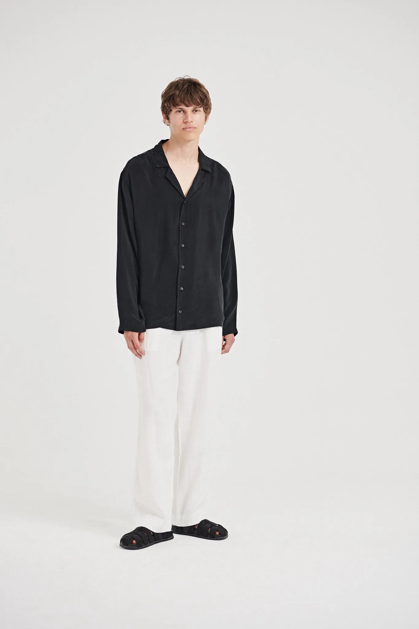 06/ Oftt Vegan Silk Shirt black