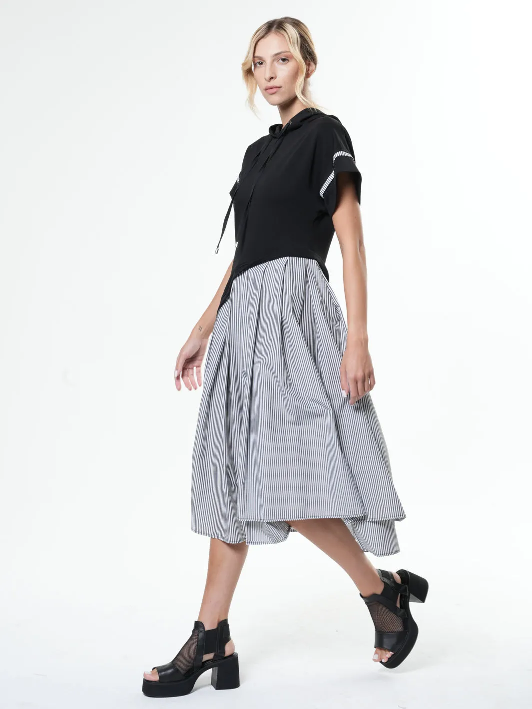 Asymmetric Hooded Dress With Short Sleeves In Black