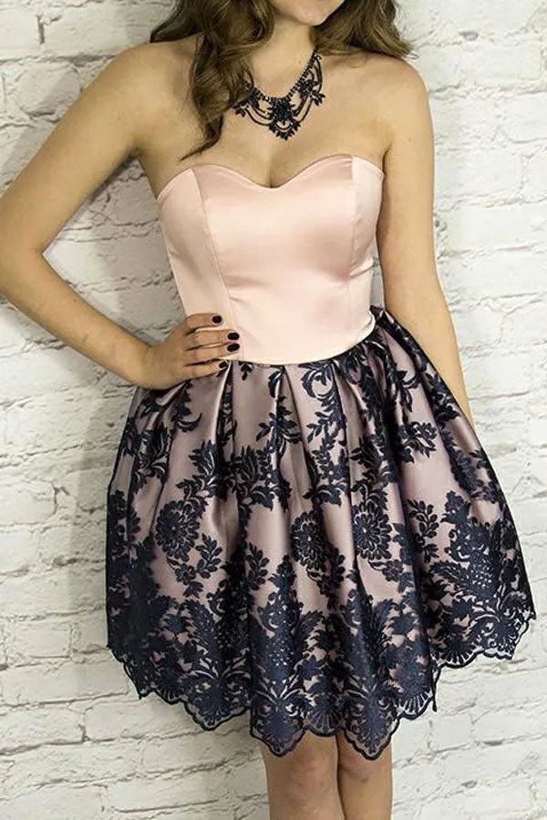 Lovely Sweetheart Black Lace Homecoming Dress