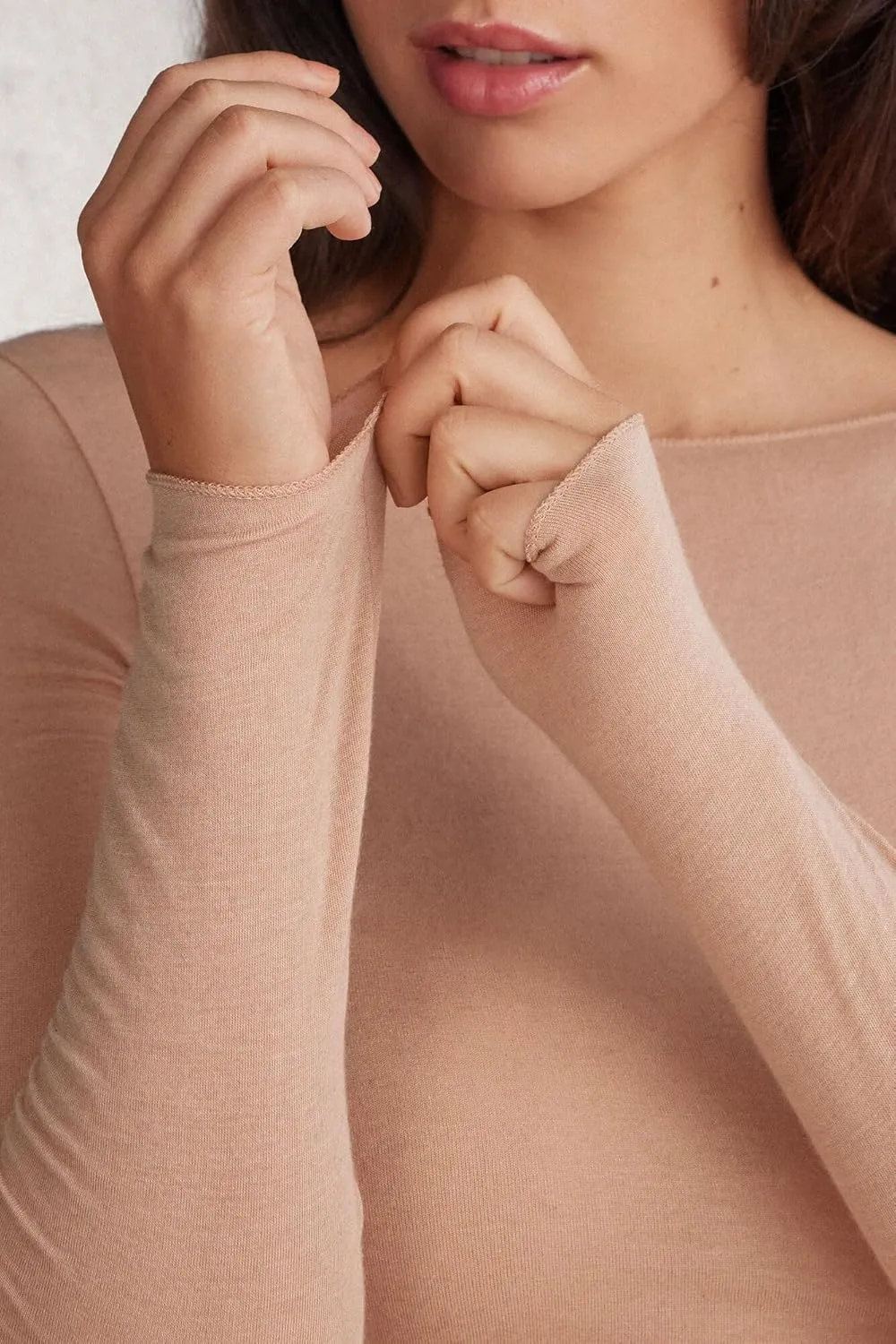 Woman's Boat Neck Modal Cashmere Ultralight Top